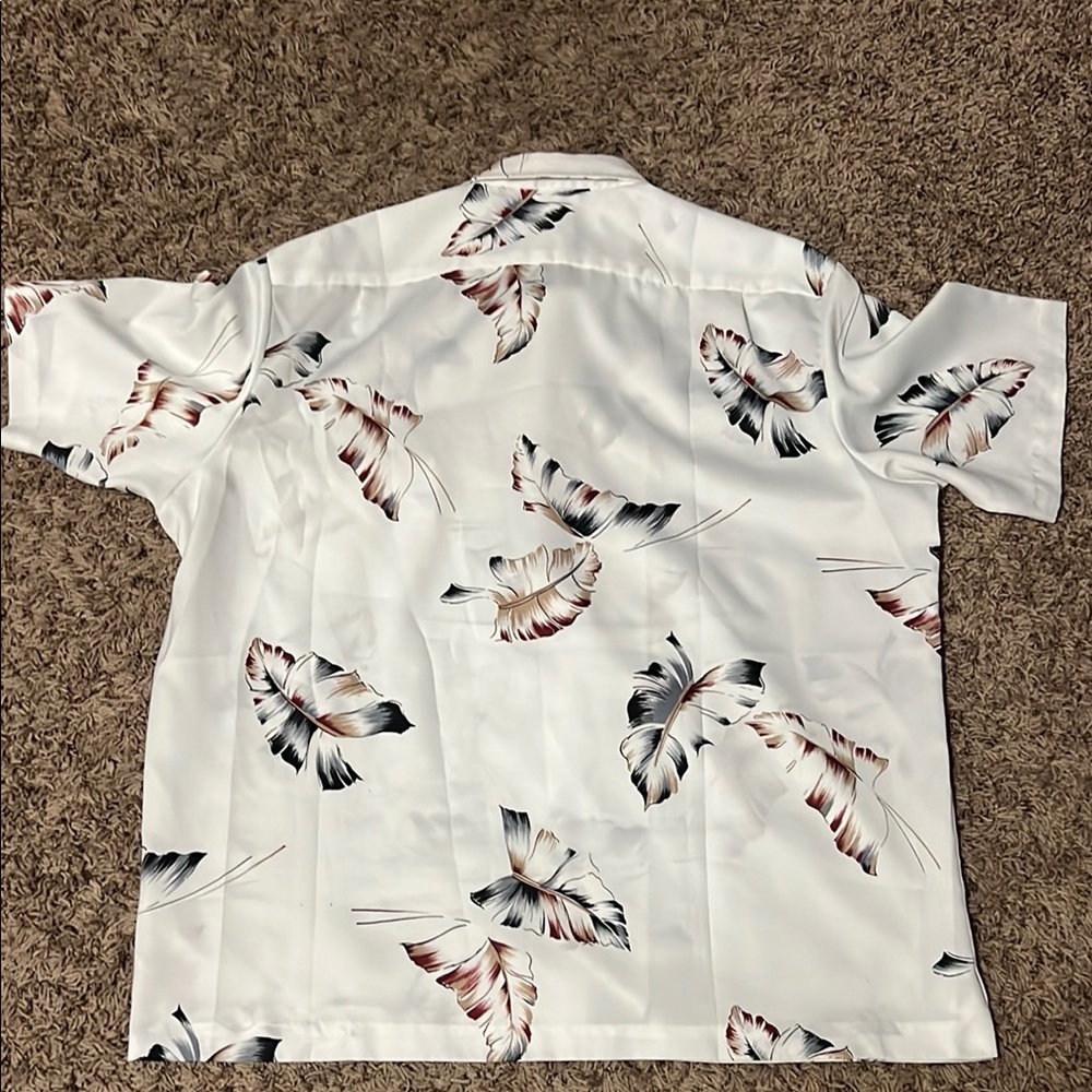 Tori Richard Black and White Floral Casual Shirt - Picture 5 of 5